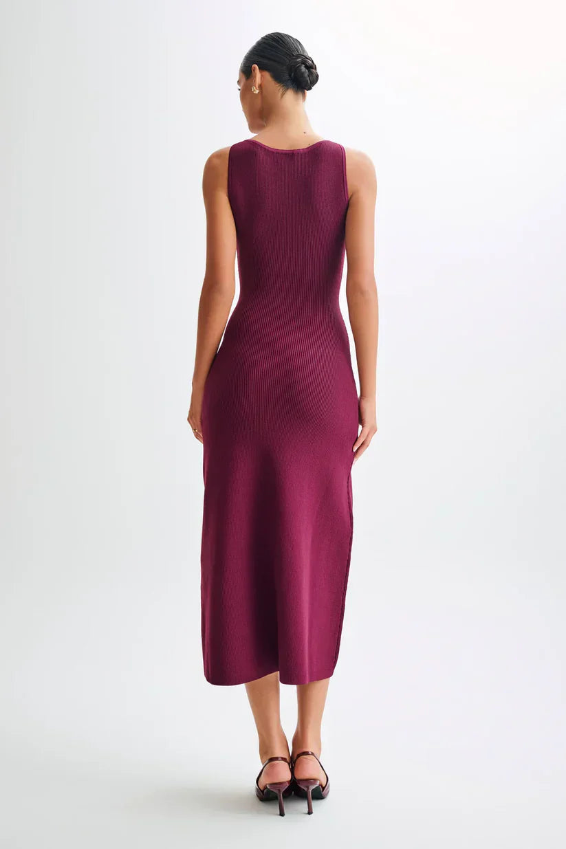 Amaris Hilton Dress