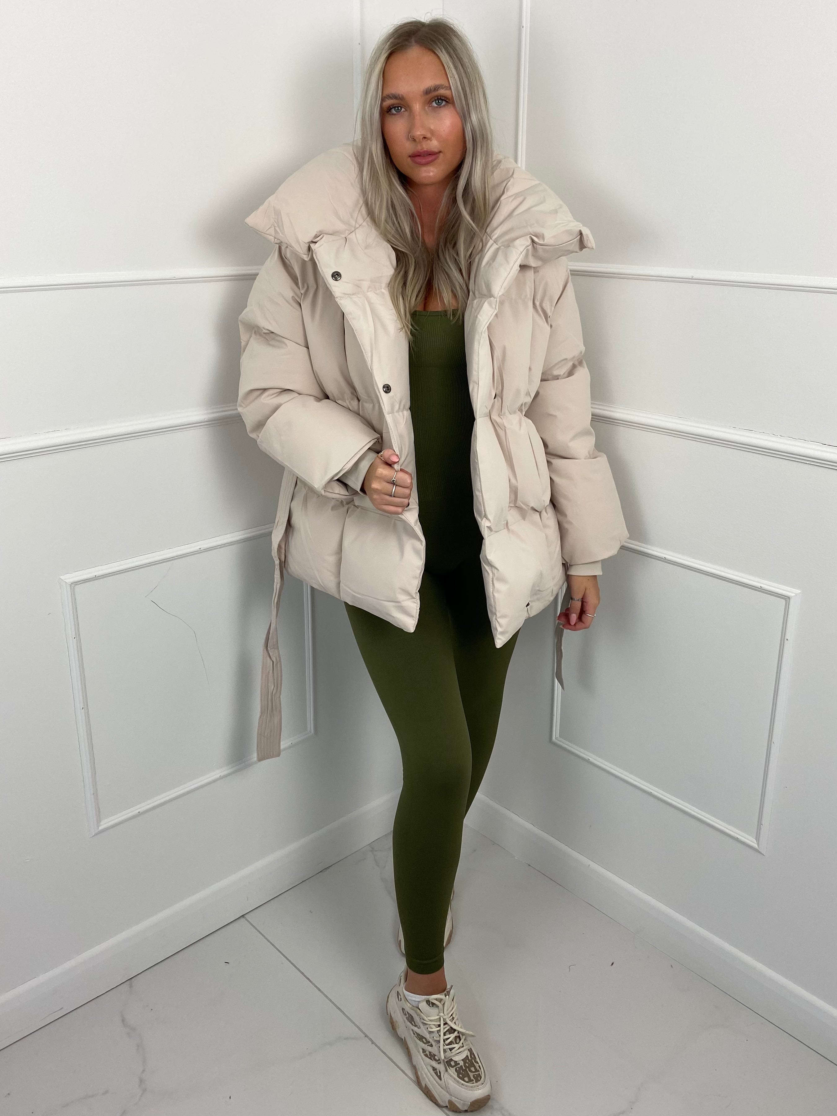 Sophia Elegance Belted Puffer