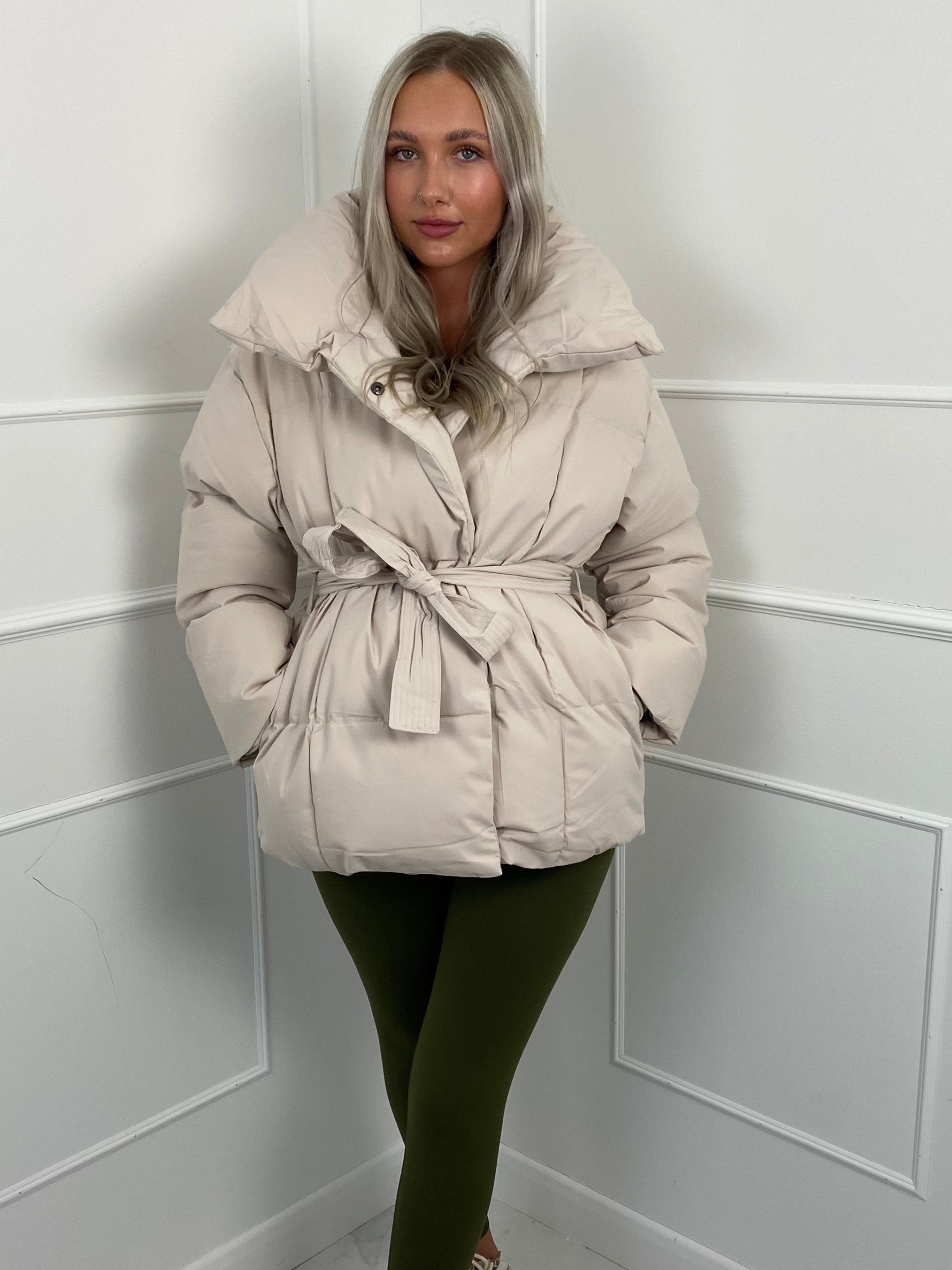 Sophia Elegance Belted Puffer