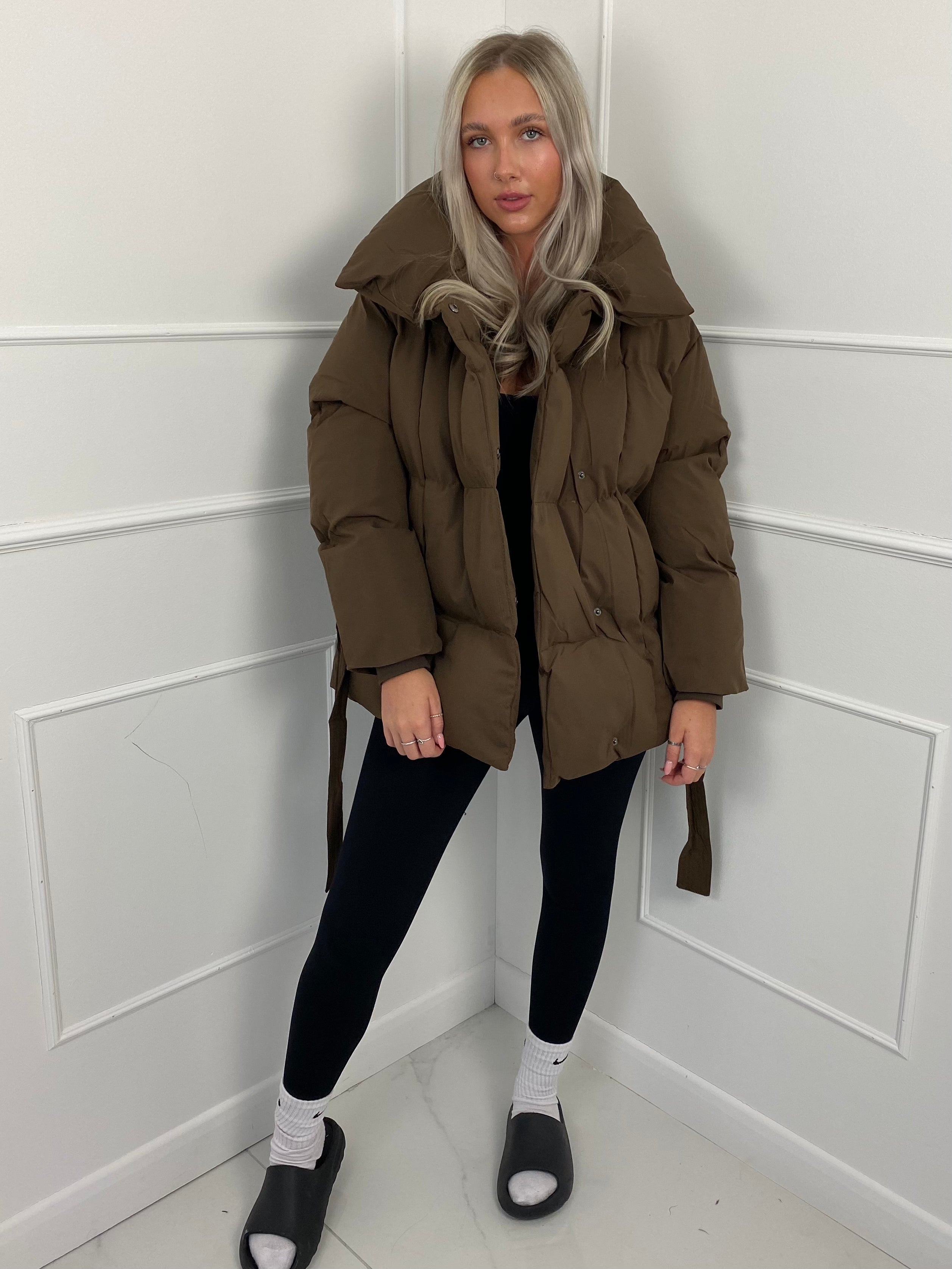 Sophia Elegance Belted Puffer