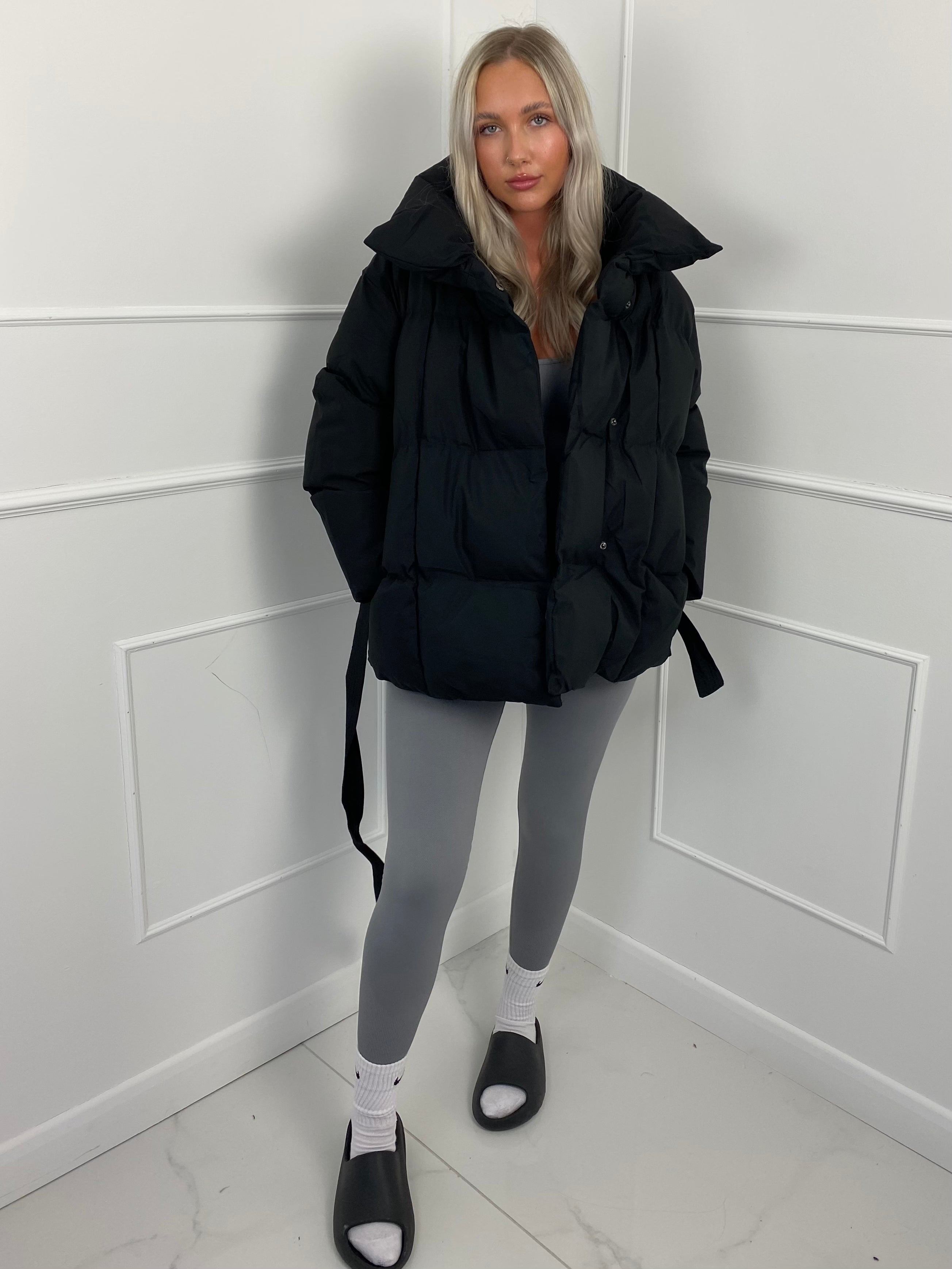 Sophia Elegance Belted Puffer